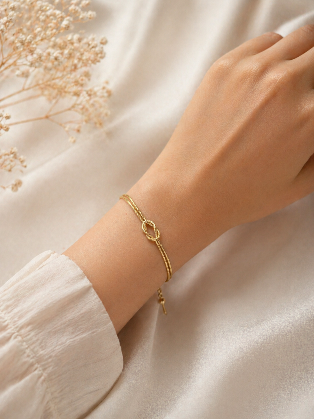 Knot bracelet