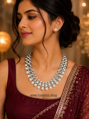 Pearl Elegance Necklace Set